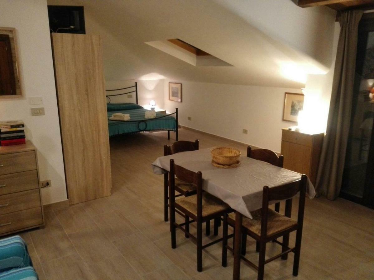 Villa Marysa Studio Apartment גיארדיני נאקסוס מראה חיצוני תמונה