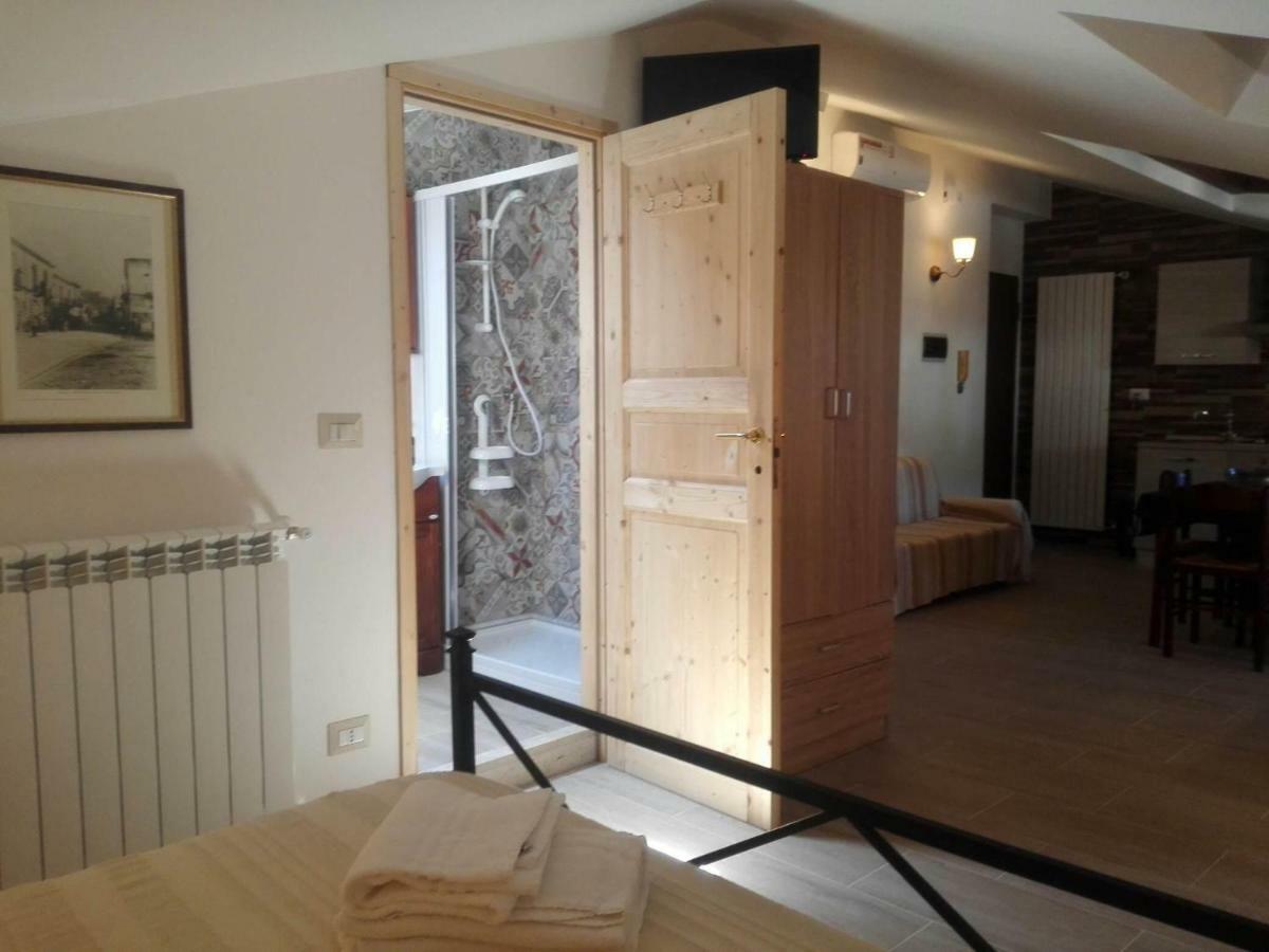 Villa Marysa Studio Apartment גיארדיני נאקסוס מראה חיצוני תמונה