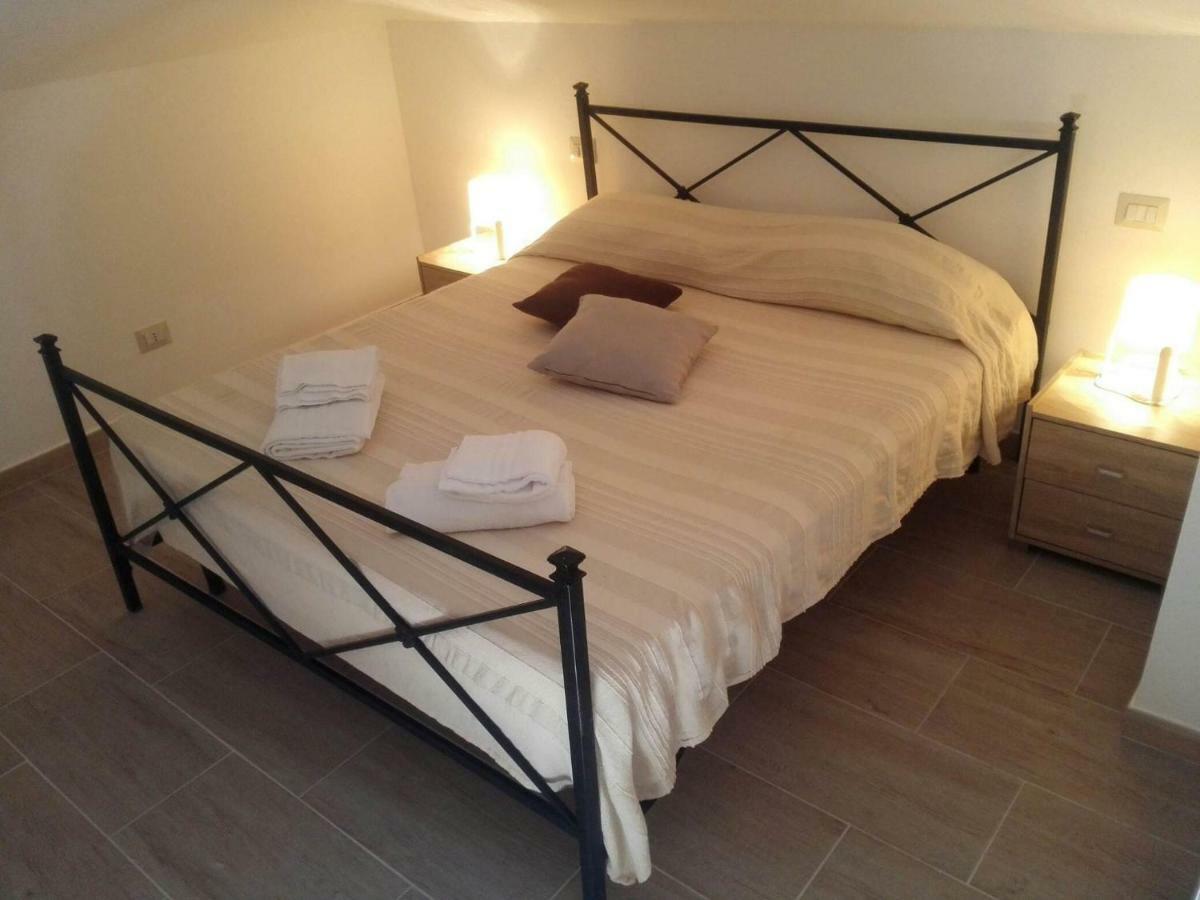 Villa Marysa Studio Apartment גיארדיני נאקסוס מראה חיצוני תמונה
